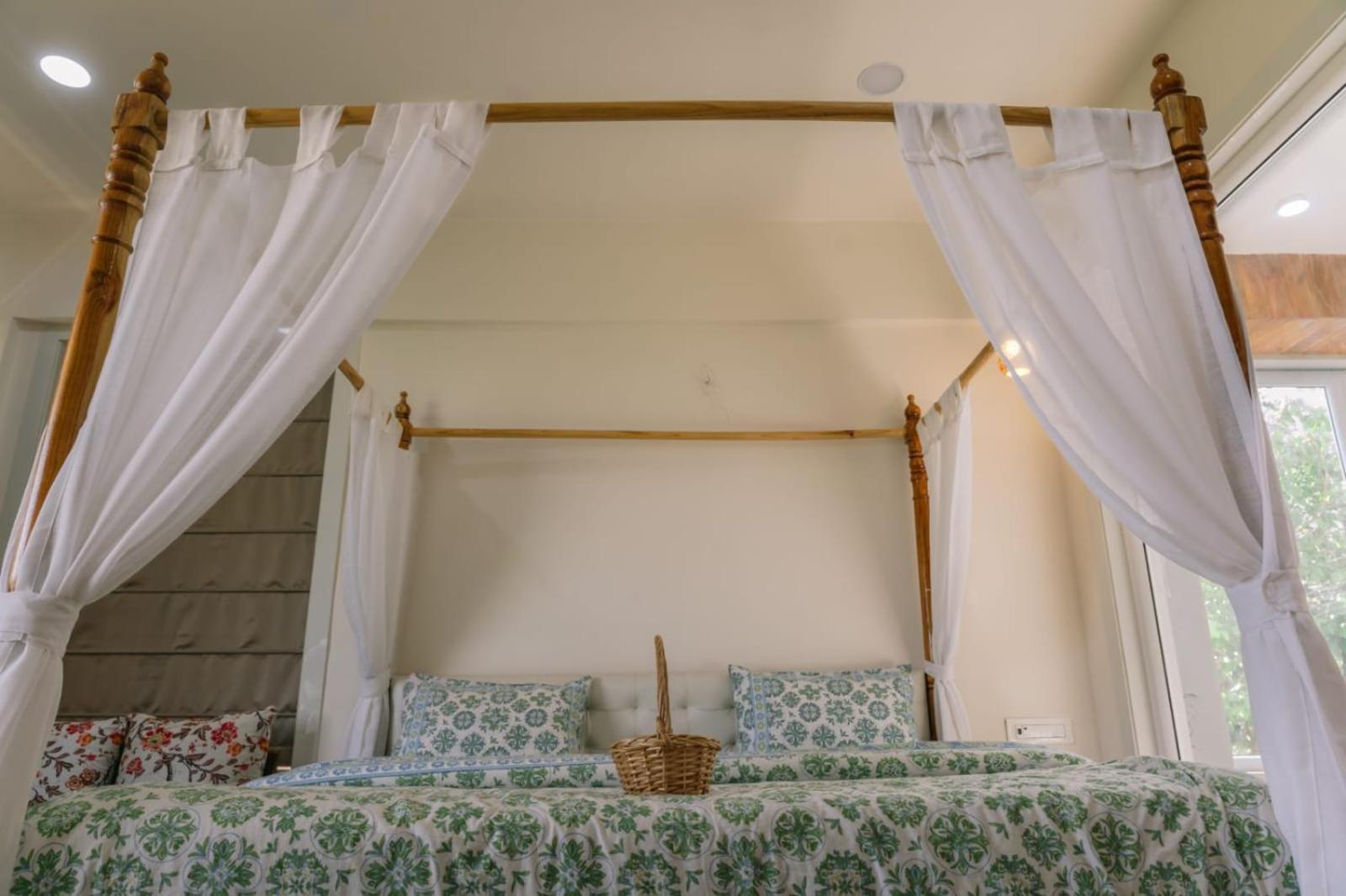 Eshi Resorts And Restaurant - Bhimashankars Jungle Luxury Resort Taleghar Dış mekan fotoğraf