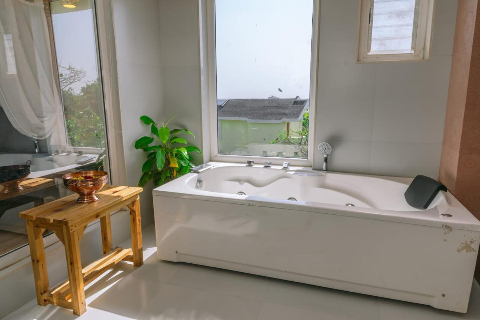 Eshi Resorts And Restaurant - Bhimashankars Jungle Luxury Resort Taleghar Dış mekan fotoğraf